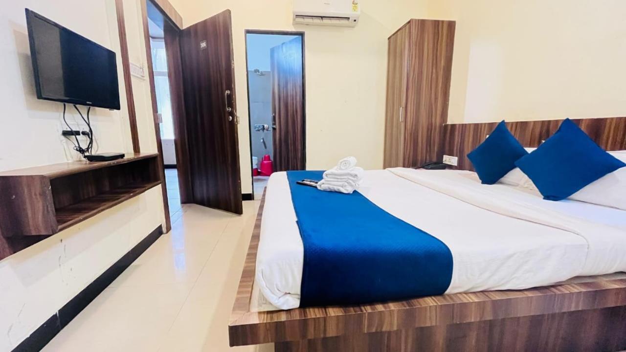Hotel Ashoka Palace Ujjain Dış mekan fotoğraf