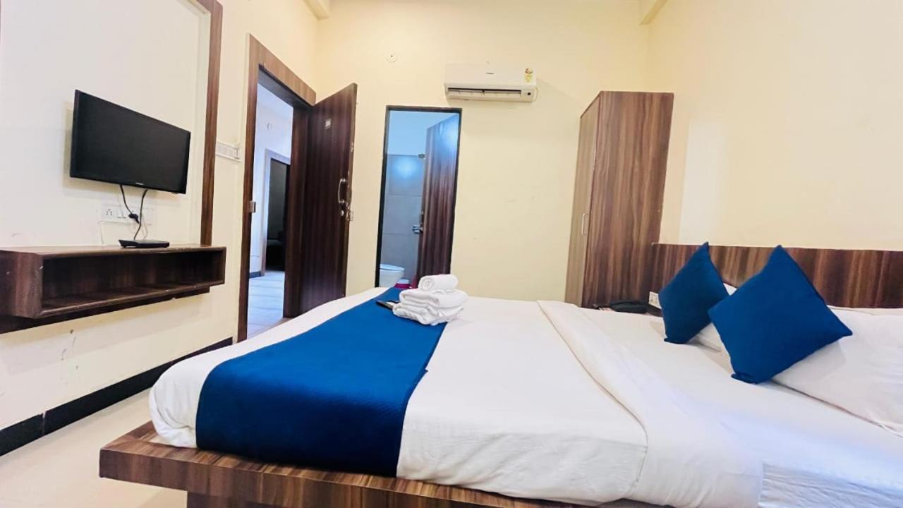 Hotel Ashoka Palace Ujjain Dış mekan fotoğraf