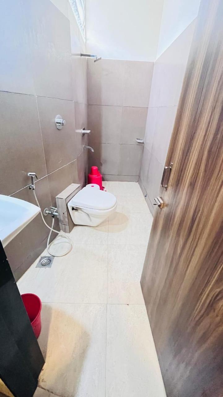 Hotel Ashoka Palace Ujjain Dış mekan fotoğraf