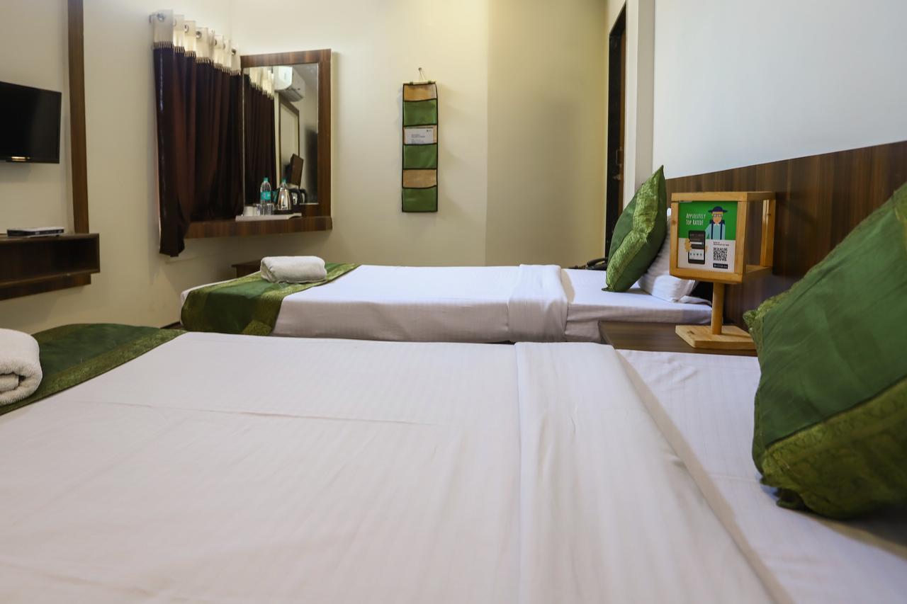 Hotel Ashoka Palace Ujjain Dış mekan fotoğraf