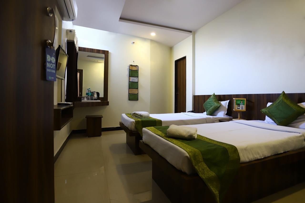 Hotel Ashoka Palace Ujjain Dış mekan fotoğraf