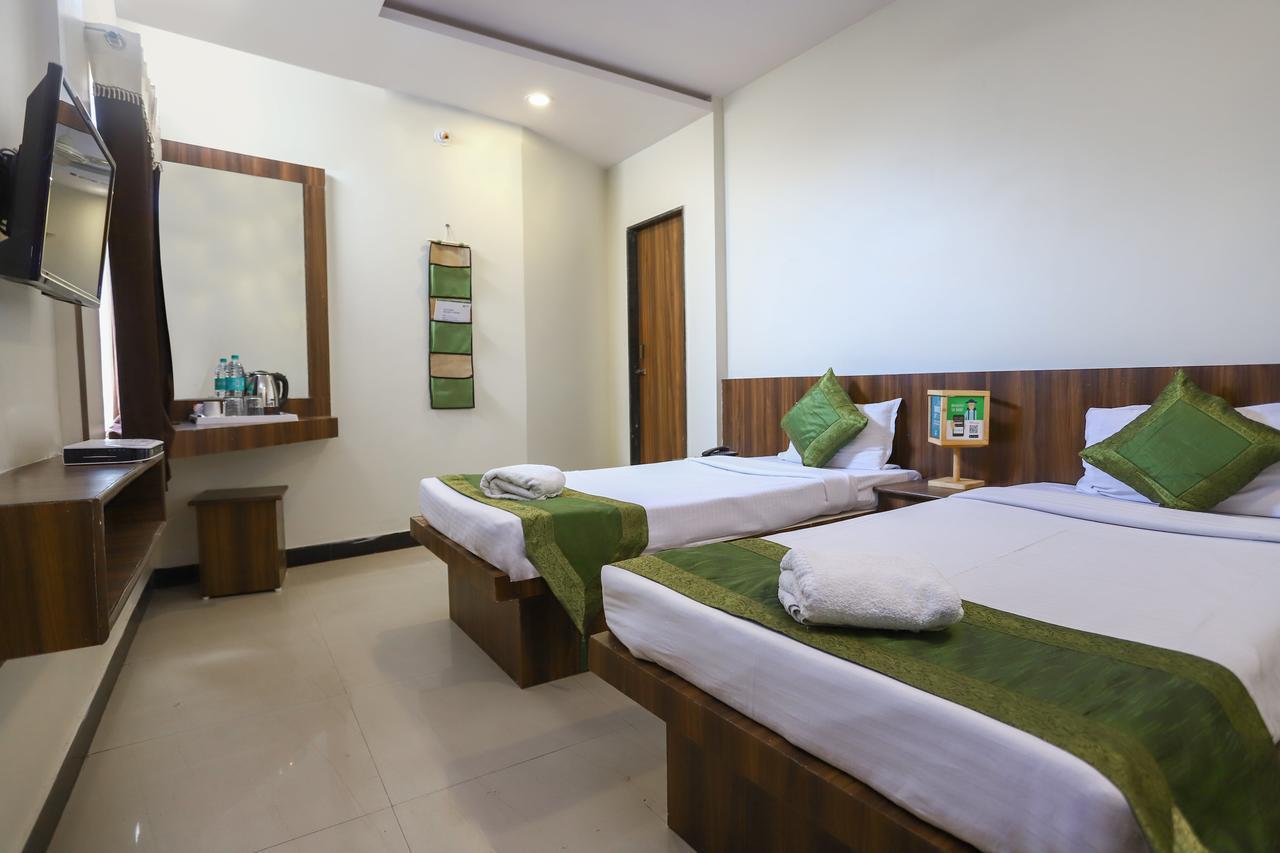 Hotel Ashoka Palace Ujjain Dış mekan fotoğraf