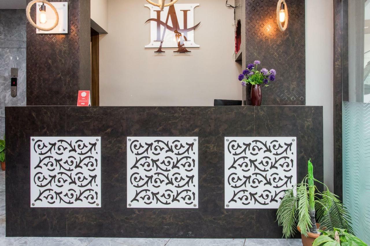 Hotel Ashoka Palace Ujjain Dış mekan fotoğraf